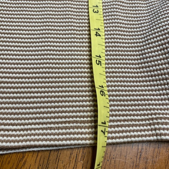 American Eagle outfitters long sleeve waffle knit ribbed top. Size small - Picture 9 of 10